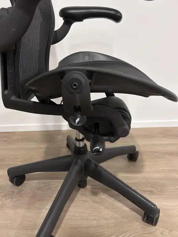 Gebruikte bureaustoel Herman Miller Aeron type B - Afbeelding 5